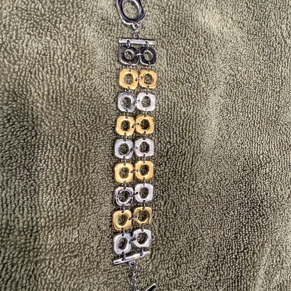 Elegant Gold and Silver Vintage Bracelet